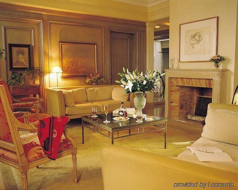 Hotel De L'Arcade Paris Interior foto